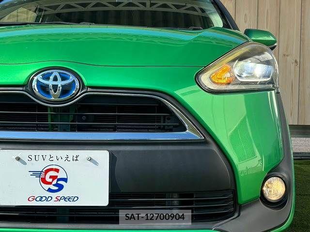 Toyota SIENTA 2016-02 8797493-19