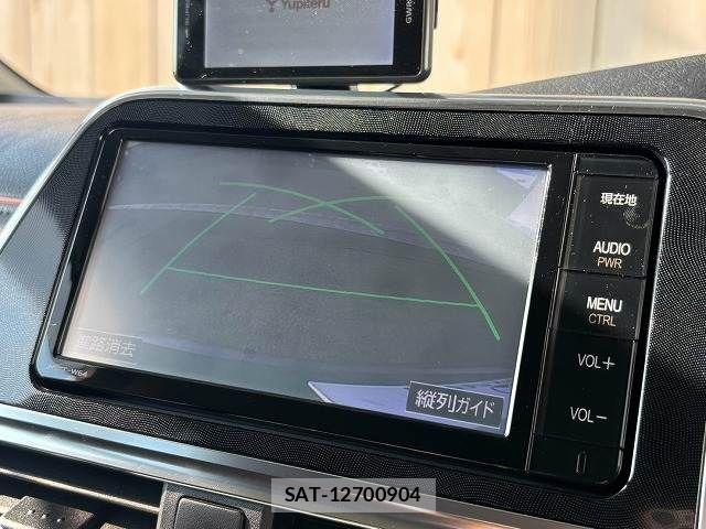 Toyota SIENTA 2016-02 8797493-3