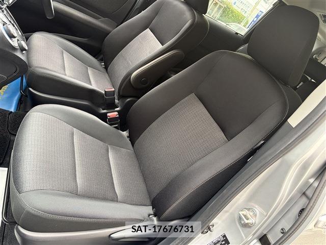 Toyota SIENTA 2019-11 8797490-14