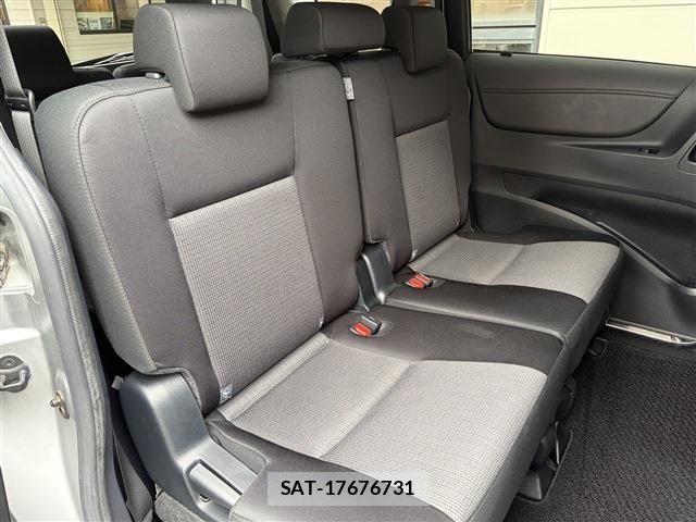 Toyota SIENTA 2019-11 8797490-15