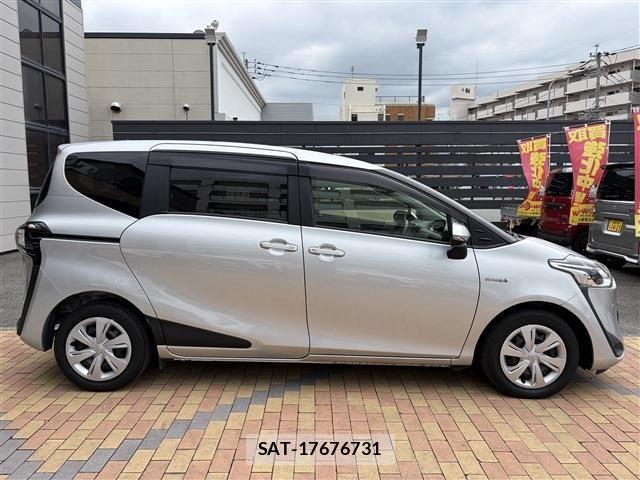 Toyota SIENTA 2019-11 8797490-6