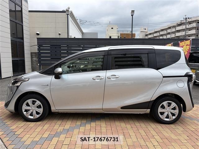 Toyota SIENTA 2019-11 8797490-7