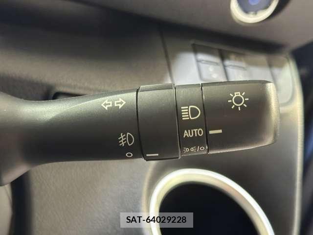 Toyota SIENTA 2022-04 8797491-11