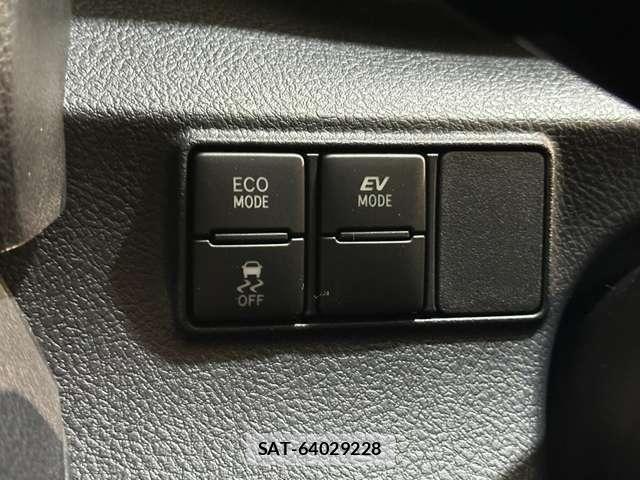 Toyota SIENTA 2022-04 8797491-17