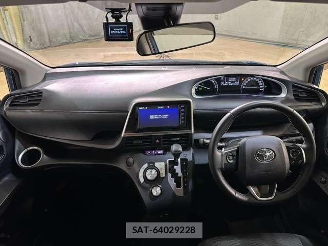 Toyota SIENTA 2022-04 8797491-19