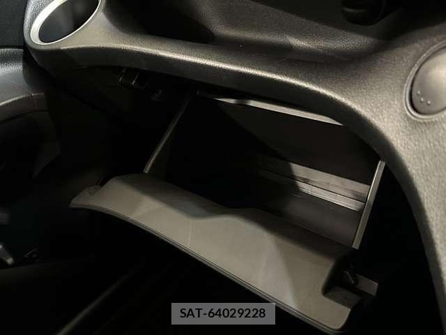 Toyota SIENTA 2022-04 8797491-27
