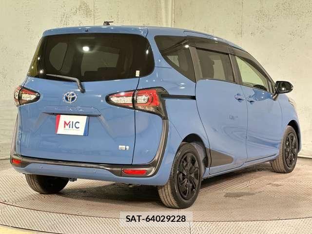 Toyota SIENTA 2022-04 8797491-4