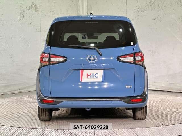 Toyota SIENTA 2022-04 8797491-5