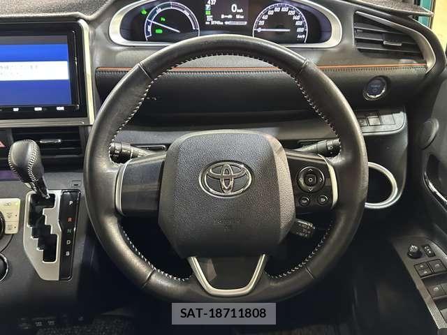 Toyota SIENTA 2019-06 8797489-9