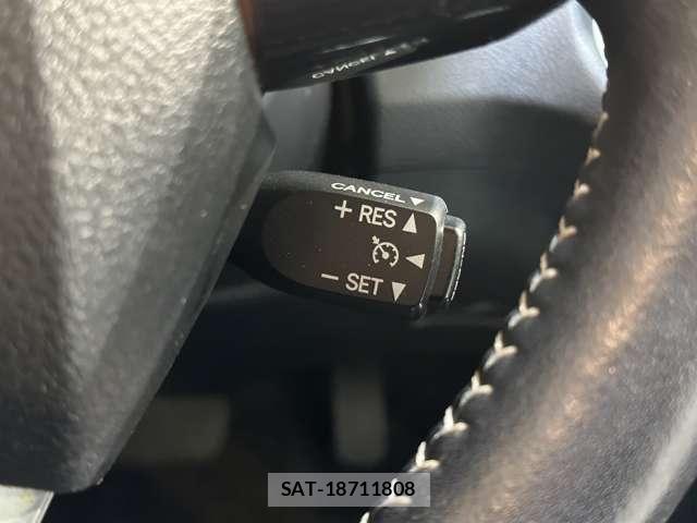 Toyota SIENTA 2019-06 8797489-12