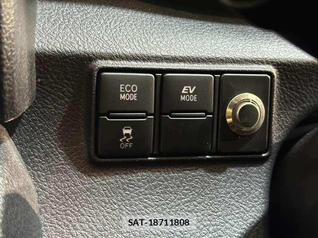 Toyota SIENTA 2019-06 8797489-13