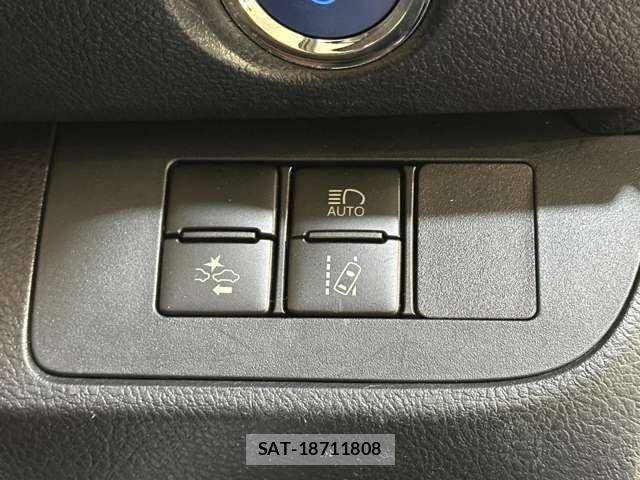 Toyota SIENTA 2019-06 8797489-15