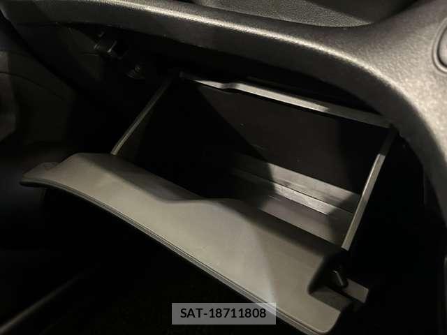 Toyota SIENTA 2019-06 8797489-27