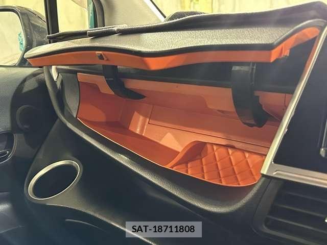 Toyota SIENTA 2019-06 8797489-28