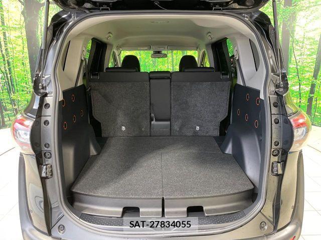 Toyota SIENTA 2019-12 8831607-9
