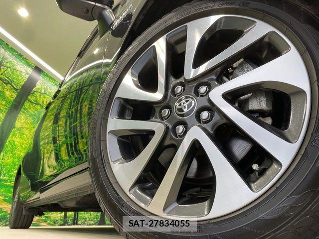 Toyota SIENTA 2019-12 8831607-11