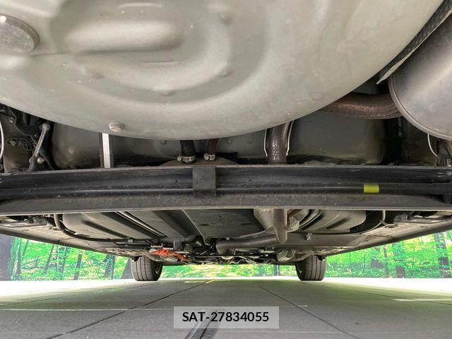 Toyota SIENTA 2019-12 8831607-18