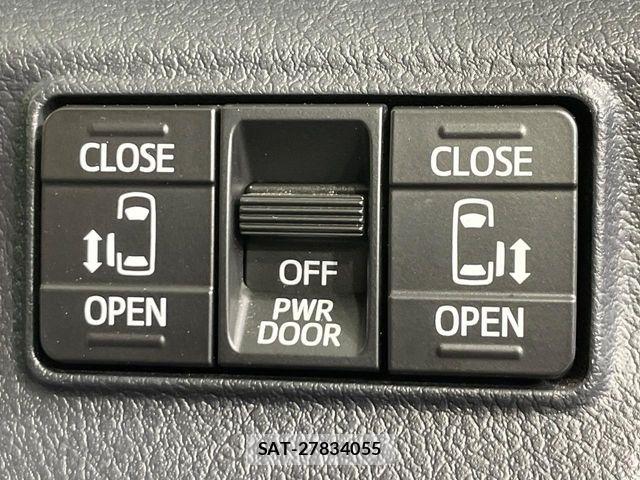 Toyota SIENTA 2019-12 8831607-4