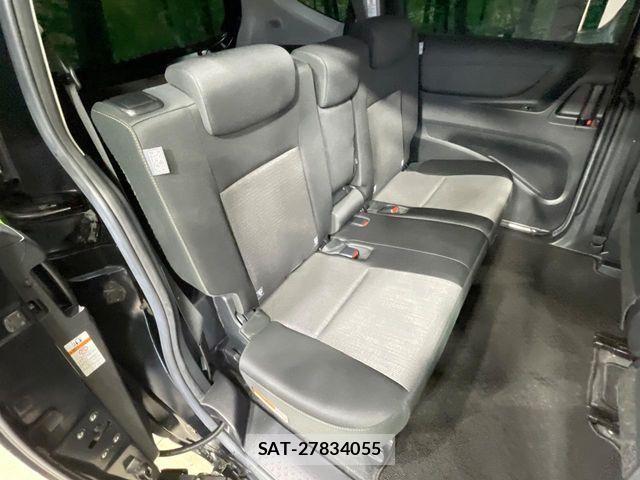 Toyota SIENTA 2019-12 8831607-8