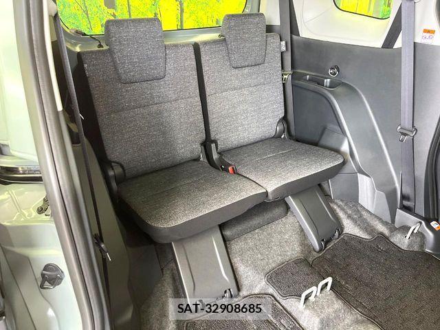 Toyota SIENTA 2025-12 8831600-9