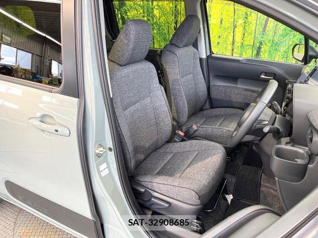 Toyota SIENTA 2025-12 8831600-7