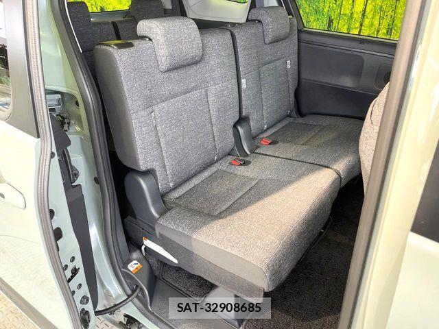Toyota SIENTA 2025-12 8831600-8
