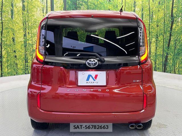 Toyota SIENTA 2023-01 8831605-15