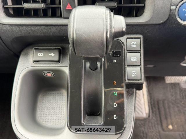 Toyota SIENTA 2022-12 8831608-10