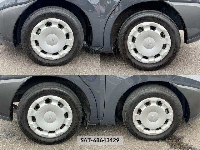 Toyota SIENTA 2022-12 8831608-23