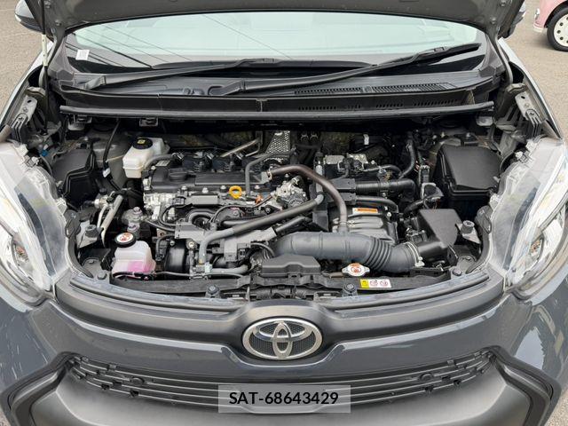 Toyota SIENTA 2022-12 8831608-24