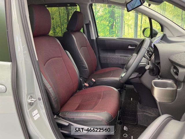 Toyota SIENTA 2023-10 8831604-8