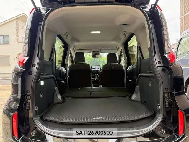 Toyota SIENTA 2023-09 8831603-18