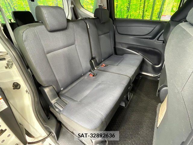 Toyota SIENTA 2015-10 8831612-9