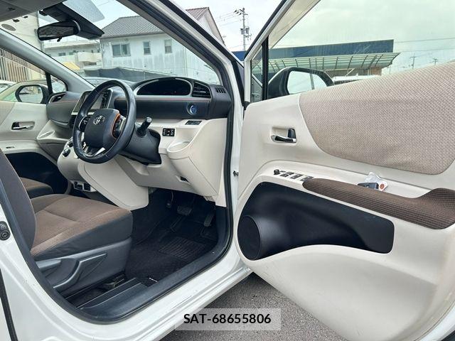 Toyota SIENTA 2015-08 8831613-13