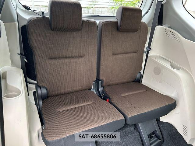 Toyota SIENTA 2015-08 8831613-17