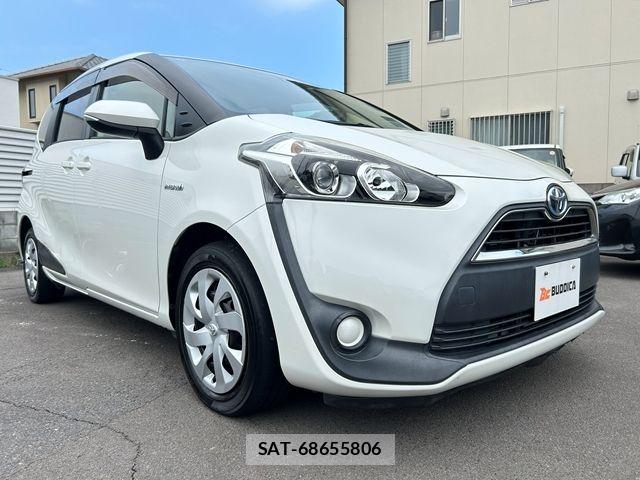 Toyota SIENTA 2015-08 8831613-1