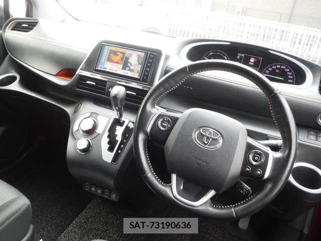Toyota SIENTA 2019-02 8831610-19