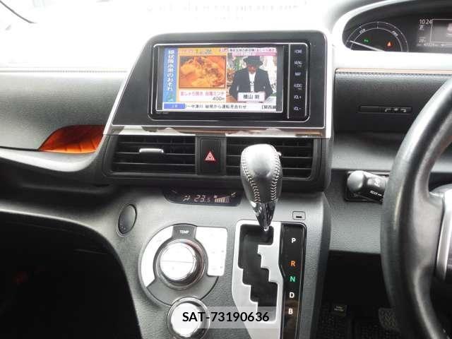 Toyota SIENTA 2019-02 8831610-21