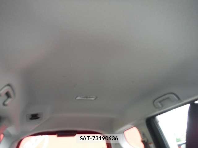 Toyota SIENTA 2019-02 8831610-29