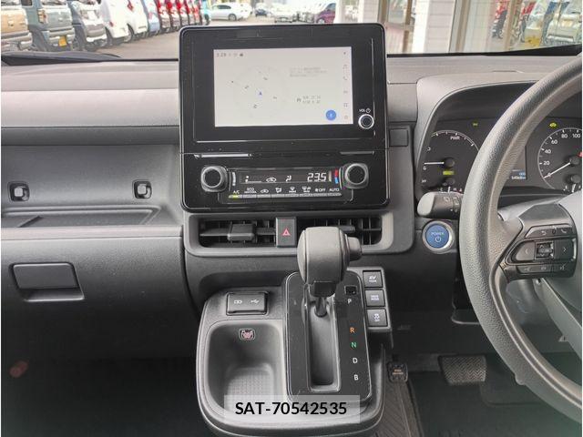 Toyota SIENTA 2023-08 8831606-9