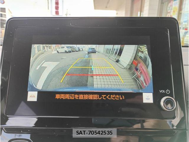 Toyota SIENTA 2023-08 8831606-10