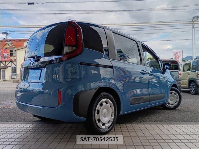 Toyota SIENTA 2023-08 8831606-2