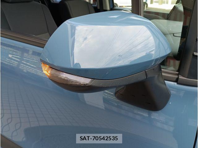 Toyota SIENTA 2023-08 8831606-6