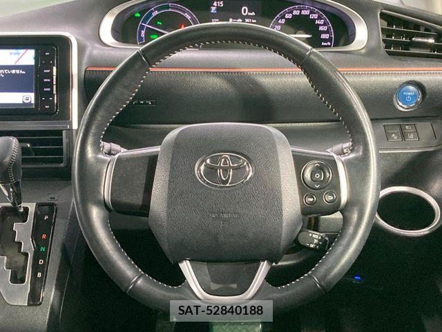 Toyota SIENTA 2020-05 8831611-11