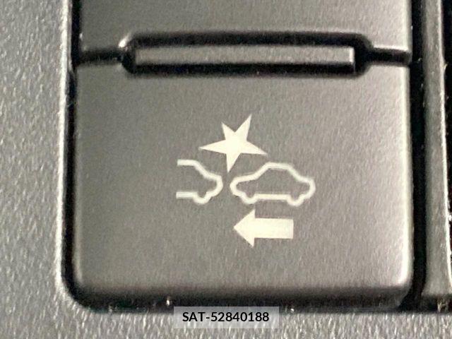 Toyota SIENTA 2020-05 8831611-3