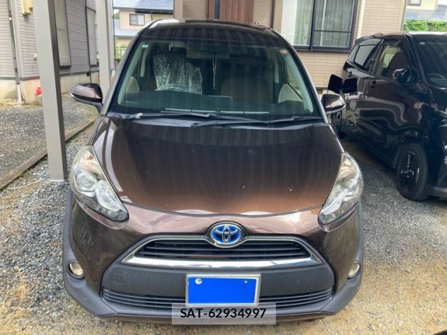 Toyota SIENTA 2016-01 8831616-1