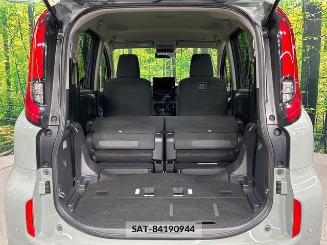 Toyota SIENTA 2023-10 8850643-12