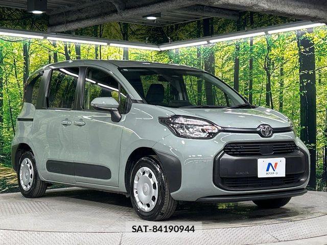 Toyota SIENTA 2023-10 8850643-17