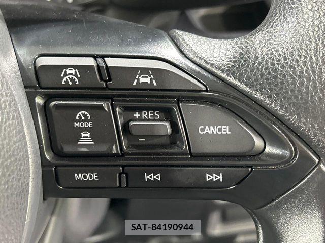 Toyota SIENTA 2023-10 8850643-5