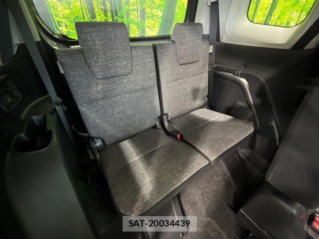 Toyota SIENTA 2024-09 8849997-9